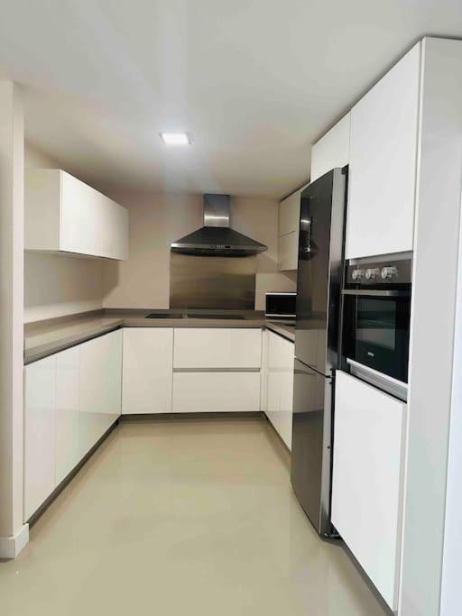 Apartamento Guadalquivir Siviglia Esterno foto