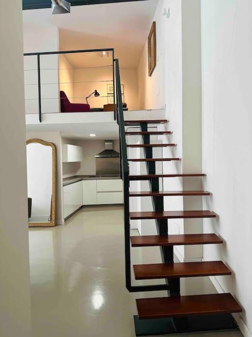 Apartamento Guadalquivir Siviglia Esterno foto