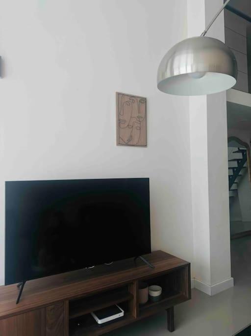 Apartamento Guadalquivir Siviglia Esterno foto