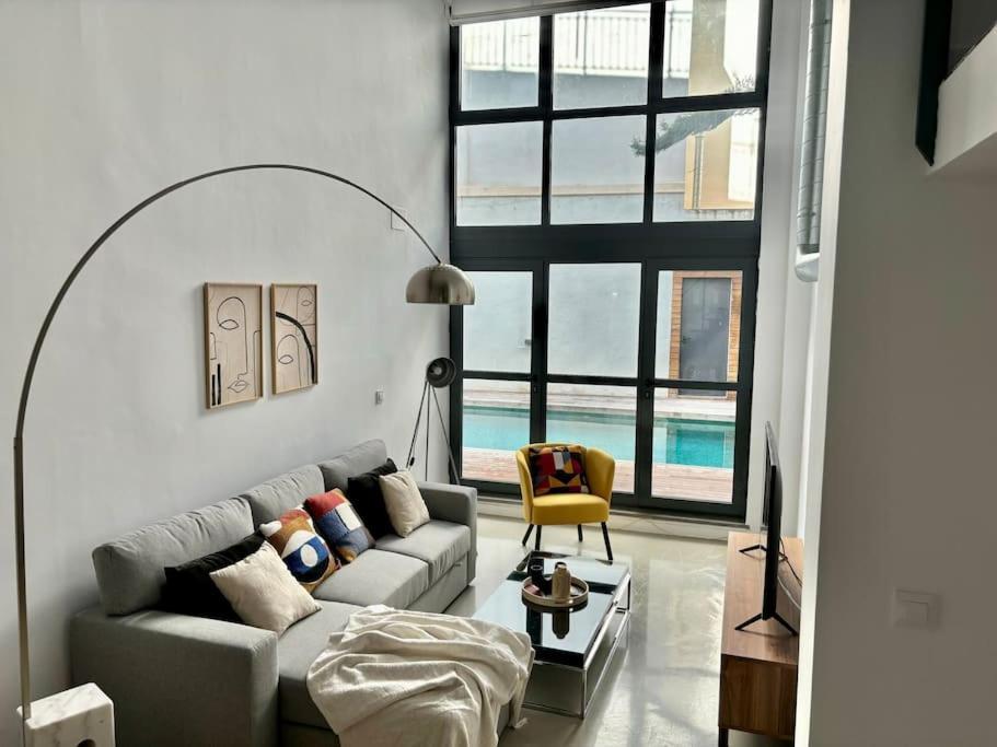 Apartamento Guadalquivir Siviglia Esterno foto