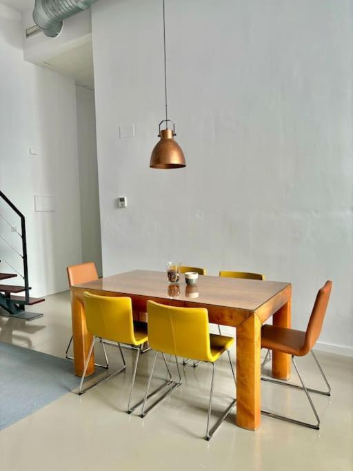 Apartamento Guadalquivir Siviglia Esterno foto