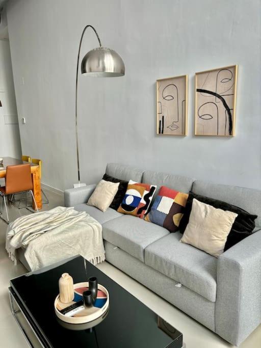 Apartamento Guadalquivir Siviglia Esterno foto