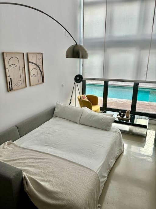 Apartamento Guadalquivir Siviglia Esterno foto